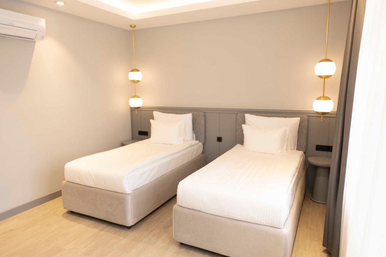Royal Hayat Hotel Old Town Antalia Esterno foto