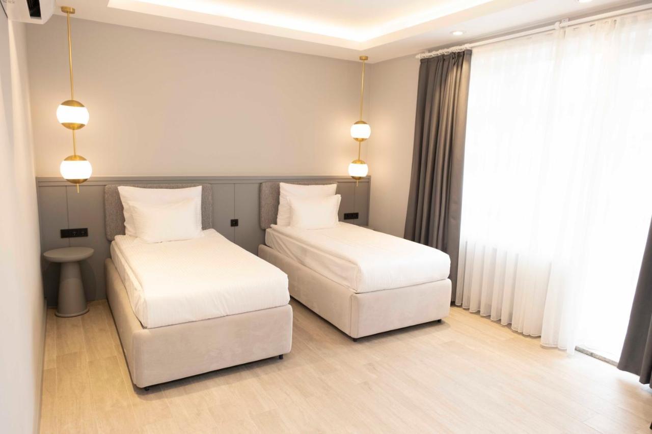 Royal Hayat Hotel Old Town Antalia Esterno foto